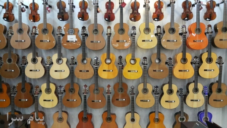فروش انواع گیتار یاماها،کرت،الحمبرا و سایر برندها 