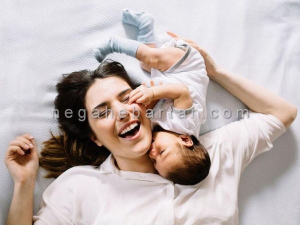 ‎آتلیه عکاسی بارداری با لباس