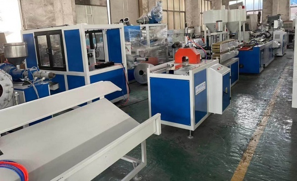 خط تولید داکت PVC